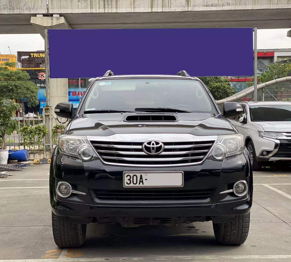 Toyota Fortuner số sàn, máy dầu 2015 cũ