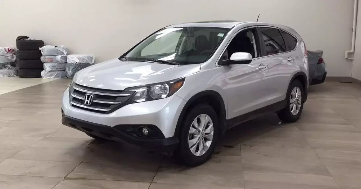 Sau 8 năm ra mắt thị trường thì xe CR-V 2014 vẫn có nhiều điểm cộng trong mắt người sử dụng