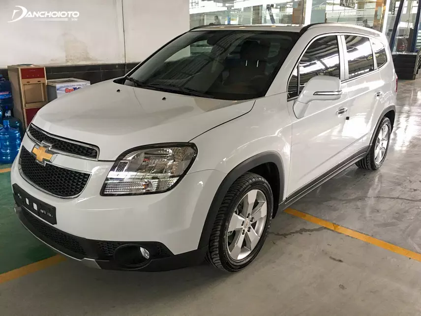 Cụm đèn hậu đẹp mắt trên Chevrolet Orlando