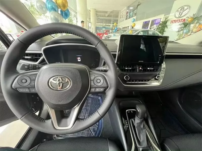 Đánh giá nội thất xe Toyota Corolla Altis 2023