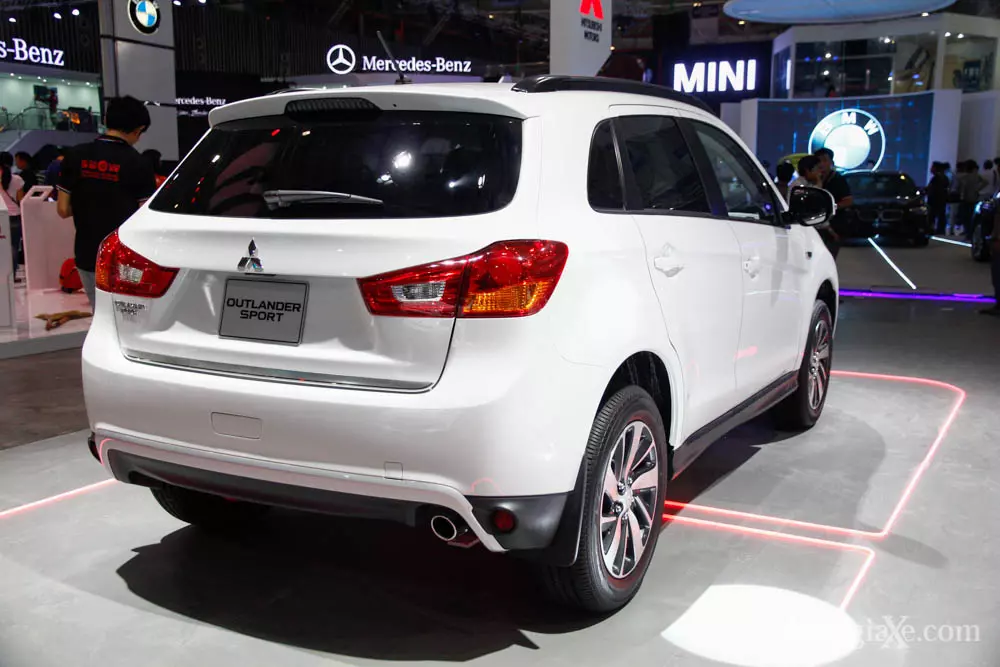 Mitsubishi Outlander Sport 2015