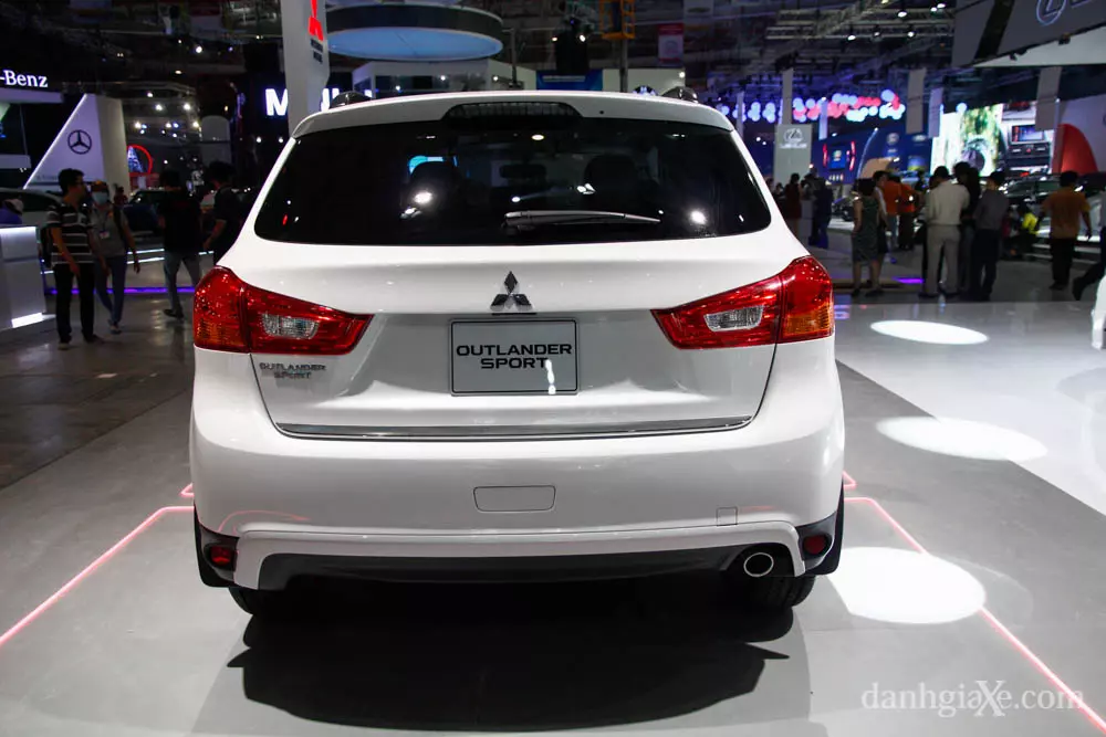 Mitsubishi Outlander Sport 2015