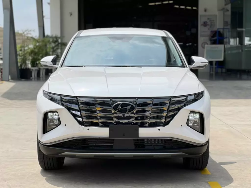 Giá lăn bánh Hyundai Tucson 2023 máy dầu