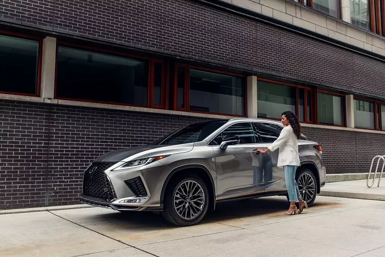 Lexus RX 300 F-Sport.