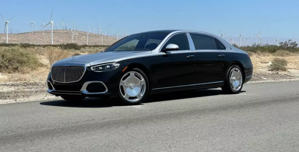 Mercedes-Benz Maybach S450 2023 tại Việt Nam.