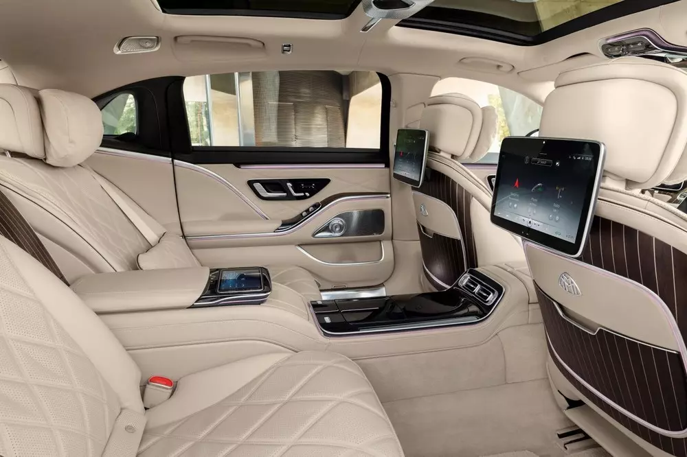 Ghế xe Mercedes Maybach S450.