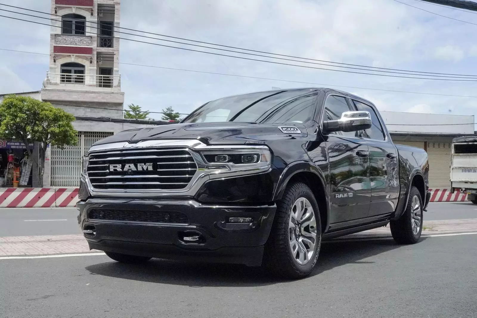 siêu bán tải RAM 1500