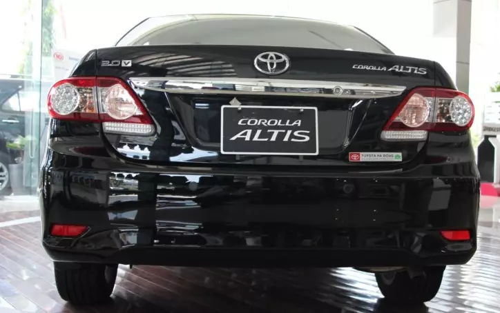 Toyota Altis 2013