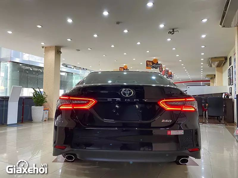 than xe toyota camry 25q 2022 giaxehoi vn