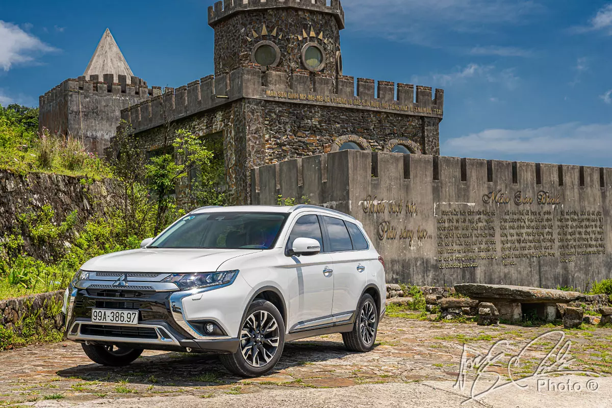 hình ảnh xe Mitsubishi Outlander 2.4L Prmium 2021