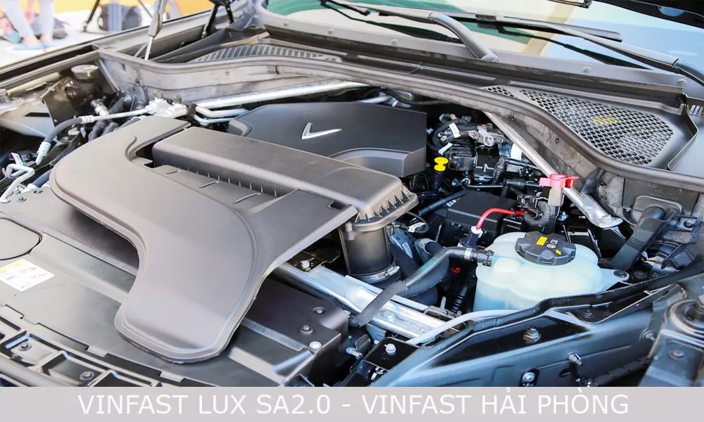 Khoang động cơ VinFast Lux SA2.0