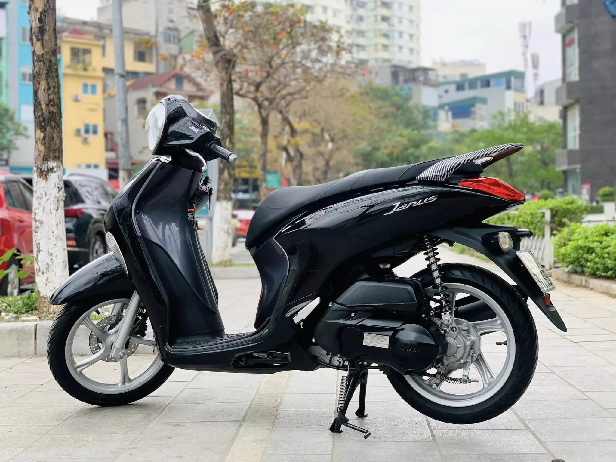 xe-may-yamaha-janus-phien-ban-tieu-chuan-2023