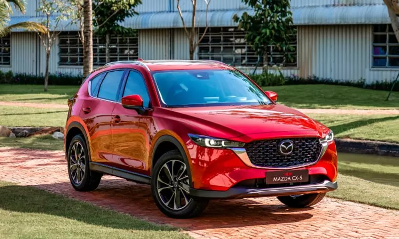 Mazda CX-5 được bán ra với giá từ 749 triệu