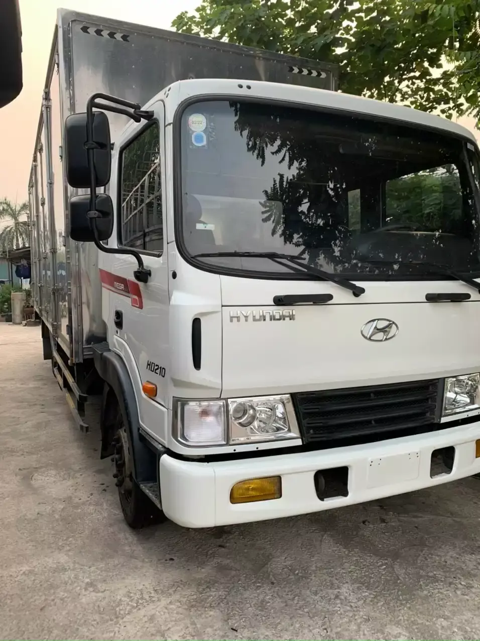 Mua bán xe tải ISUZU cũ năm 2024 tại Hà Nội