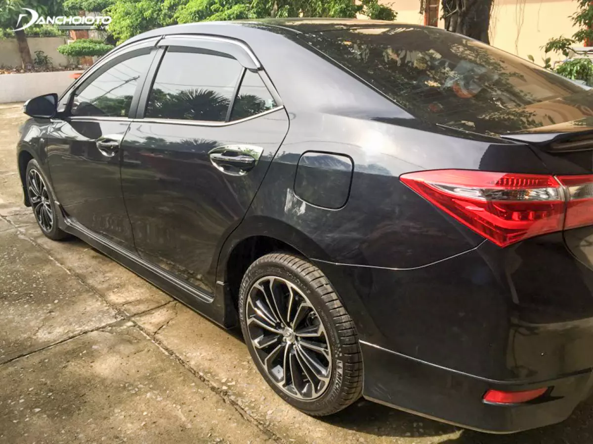 Toyota Altis được thiết kế theo phong cách thể thao sang trọng