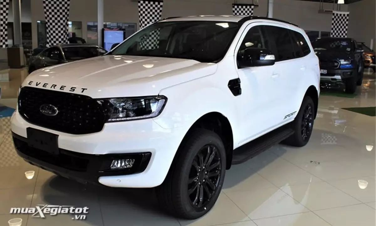 ford-everest-sport-2021-mau-trang-moi-nhat-muaxegiatot-vn.jpg