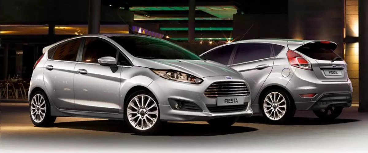 So với phiên bản cũ, thiết kế của  <a href='https://giatoyota.vn/ford-fiesta-a5785.html   SERP' title='ford fiesta' class='hover-show-link replace-link-55'>ford fiesta<span class='hover-show-content'></span></a>  2016 đơn giản và thon gọn hơn