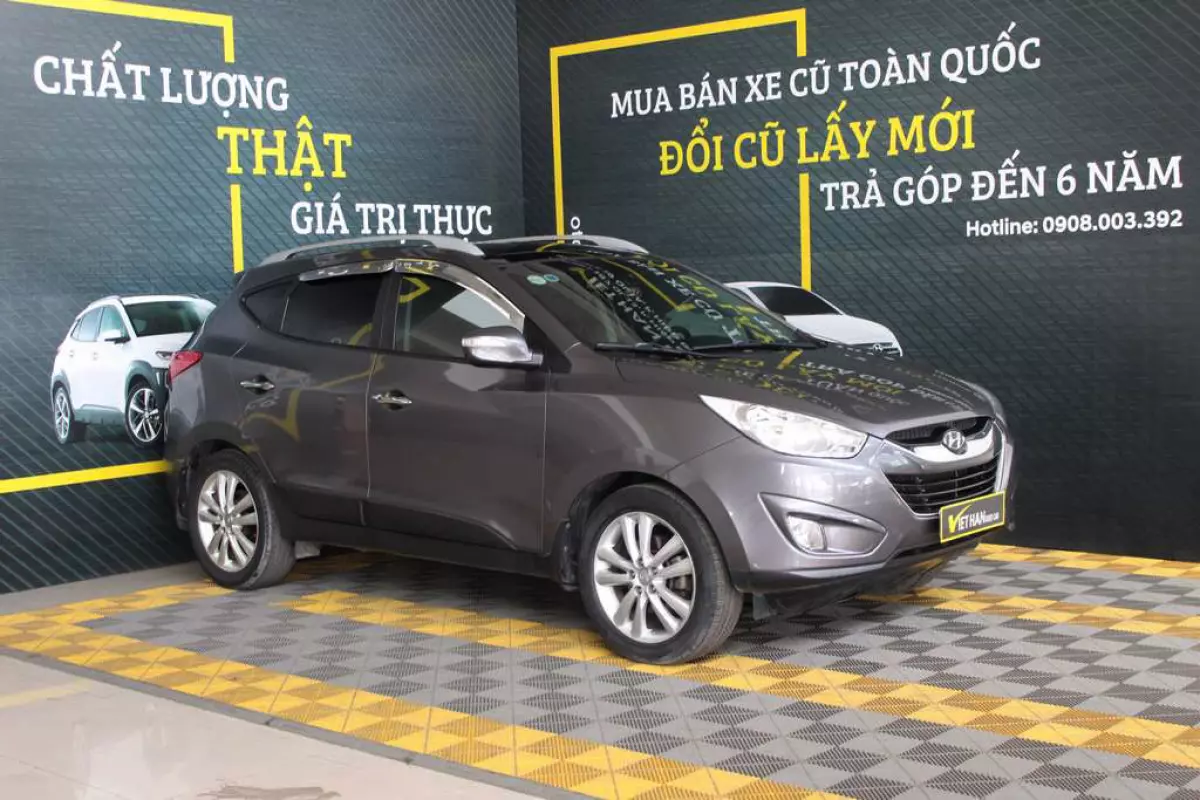 Hyundai Tucson 4WD 2.0AT 2011