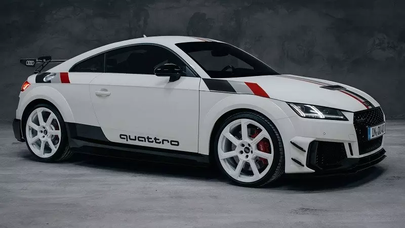 Audi TT RS 40 Years Of Quattro với gam màu nhẹ nhàng