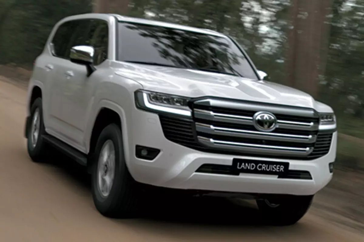 Giá lăn bánh xe Toyota Land Cruiser 2022