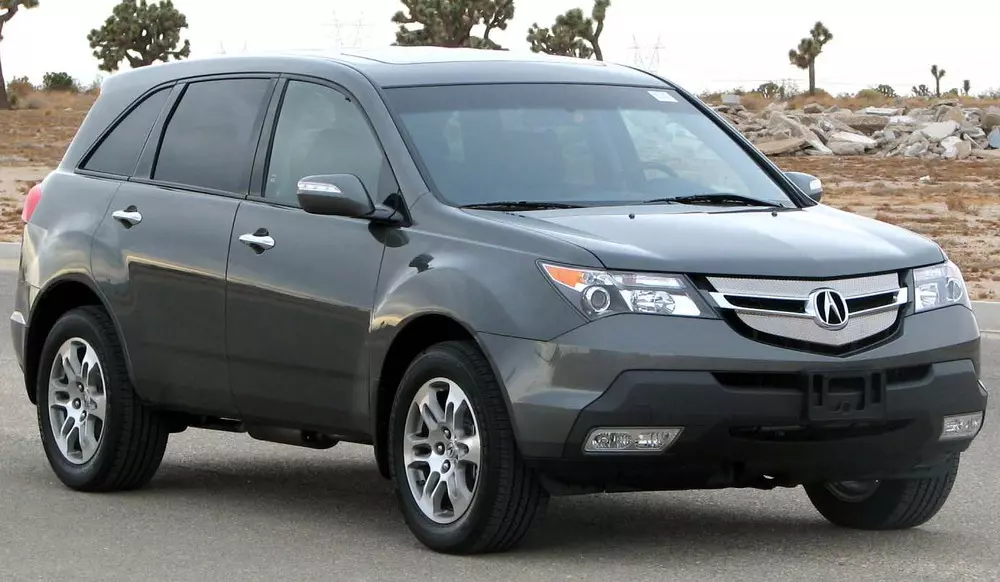 Giá xe Acura MDX cũ tại Việt Nam là bao nhiêu? Có nên mua lại để đi Tết? 1a