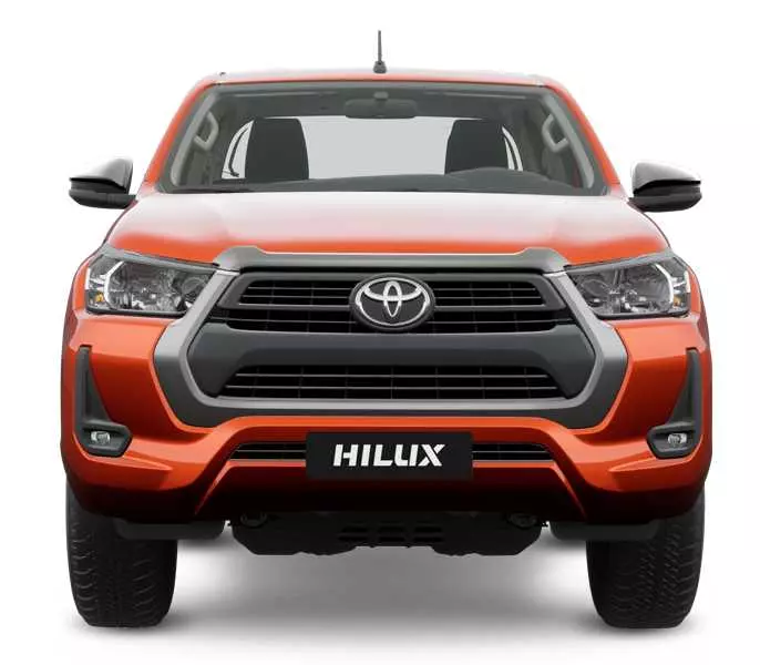 Đầu xe Toyota Hilux 2022