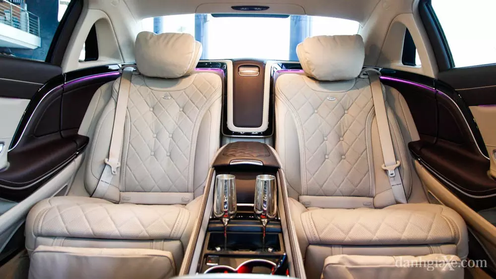 Mercedes-Maybach S600