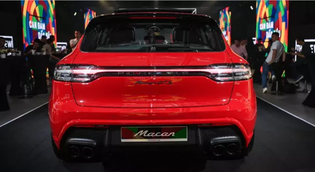 Porsche Macan 2022 nâng cấp vừa ra mắt.