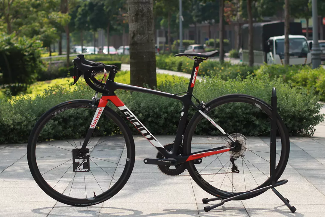 Xe đạp thể thao cao cấp TCR ADPRO Team 2018