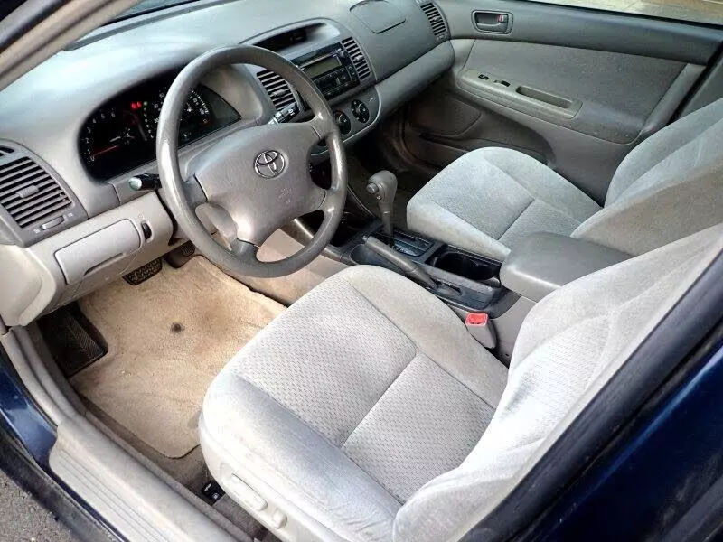 Nội thất Toyota Camry 2004