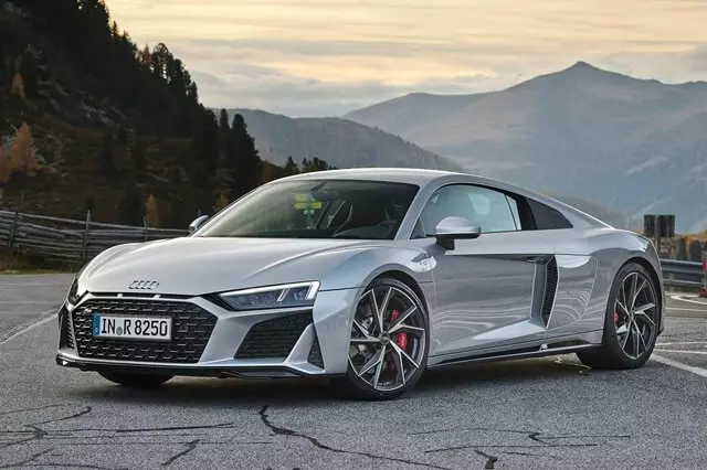 Audi R8