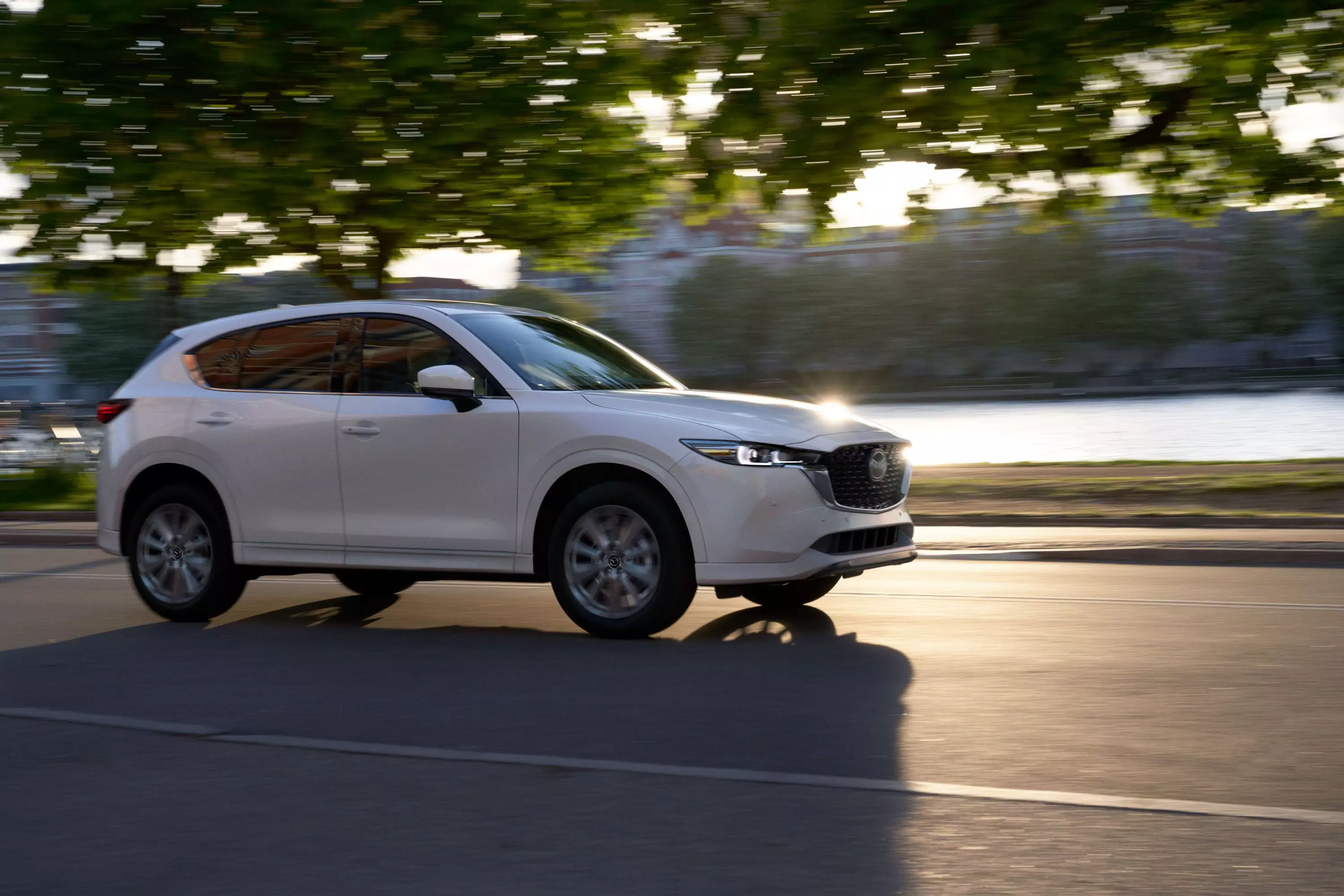 Ngoại thất Mazda CX-5 2022 (turbo signature)