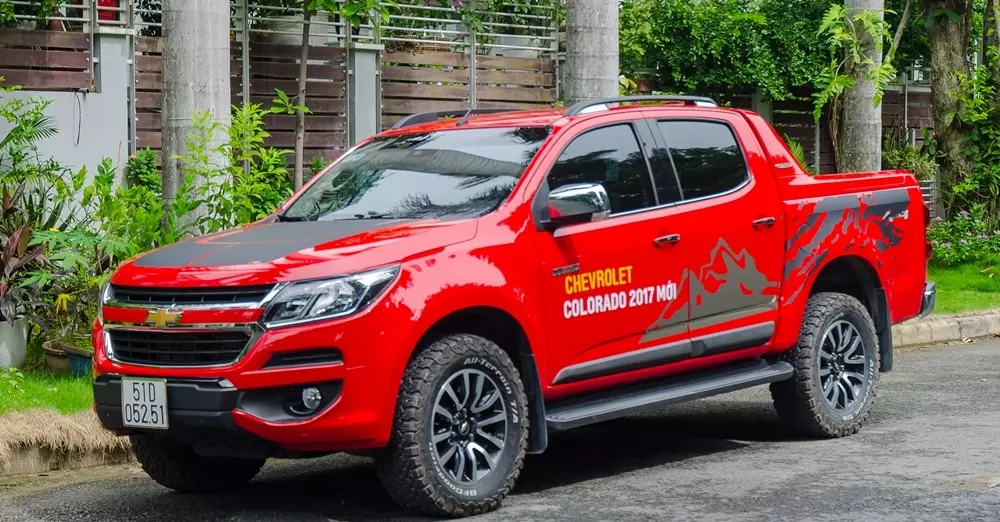 Đánh giá xe Chevrolet Colorado 2017: Thân xe với thiết kế năng động, trẻ trung.