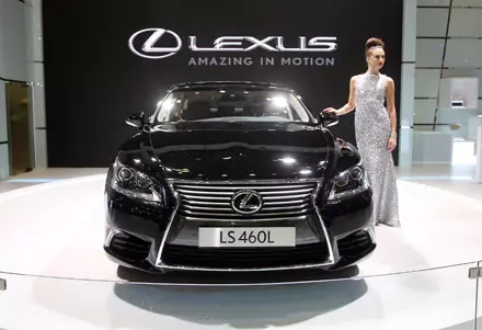 Lexus LS 460L