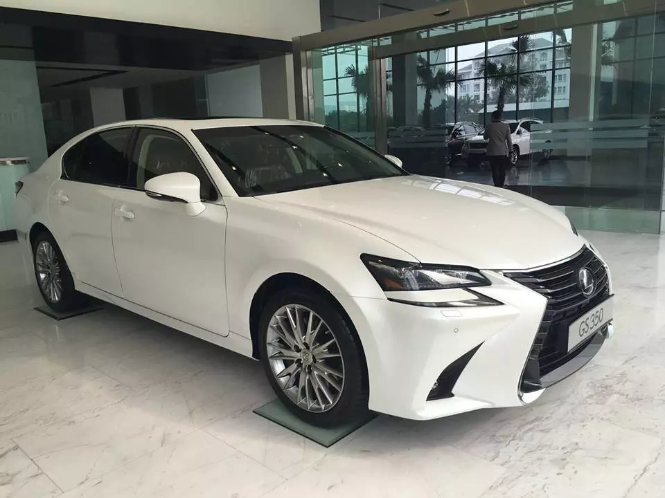 Lexus GS300