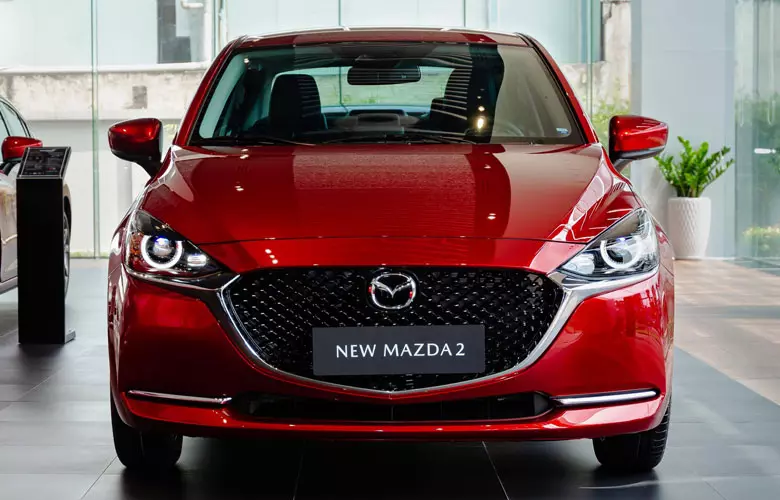 Đầu xe Mazda 2