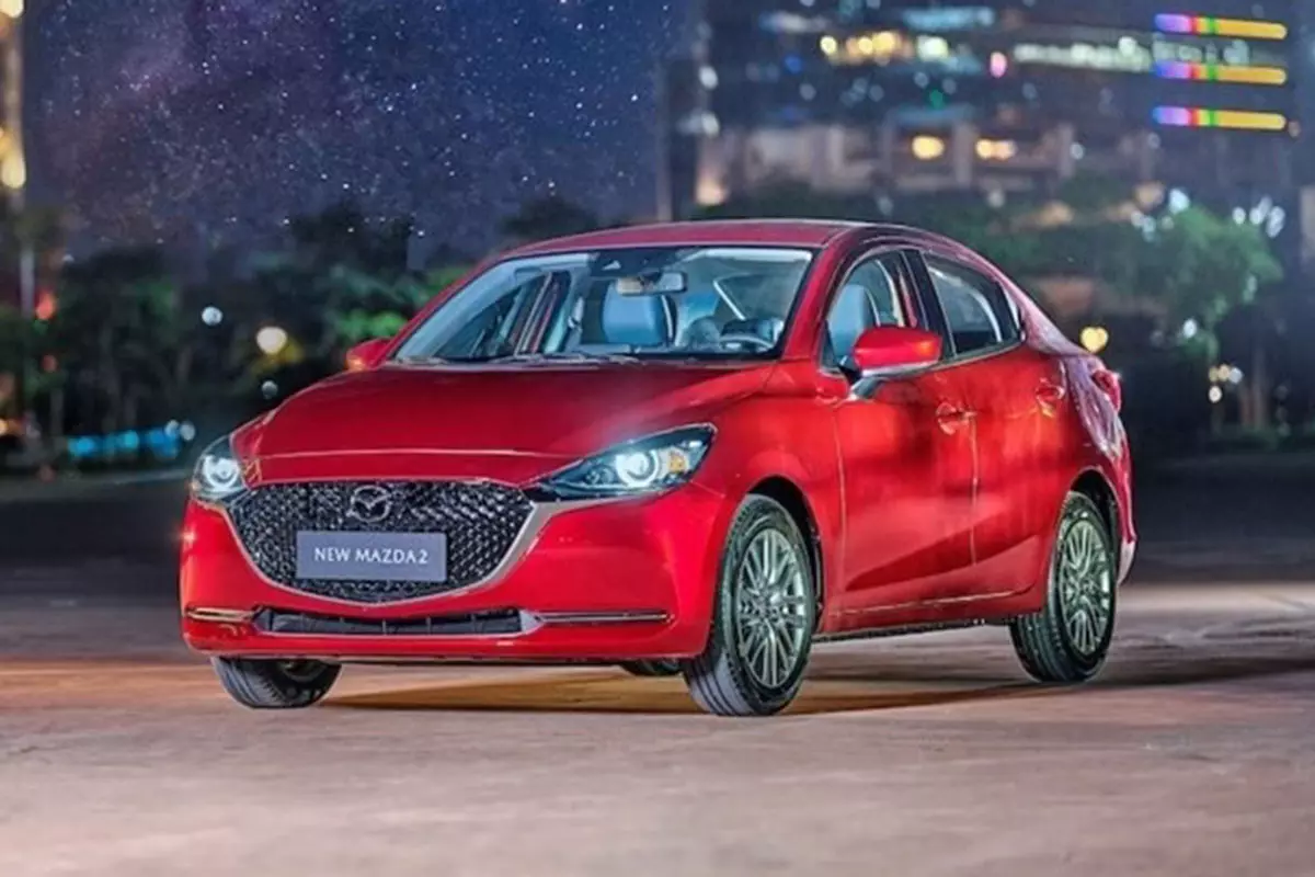 Đầu xe Mazda 2 2021