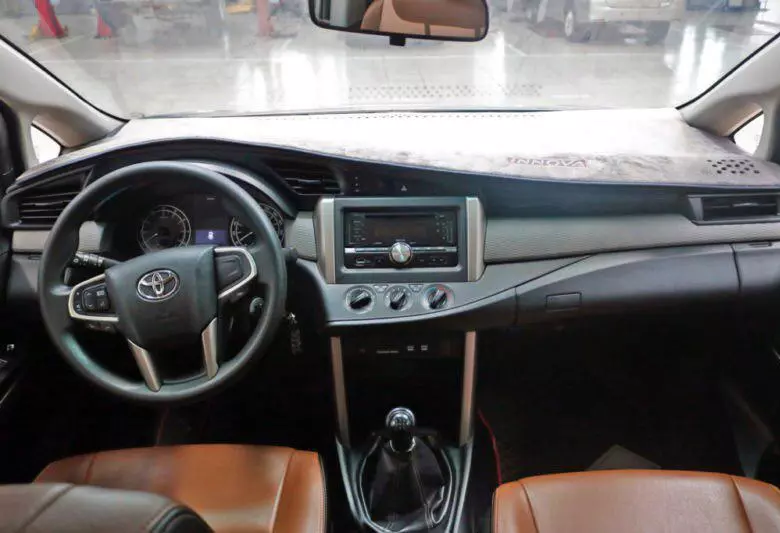 Toyota Innova 2017