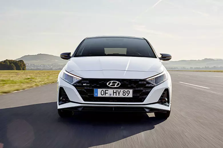 Đánh giá xe Hyundai I20 2021-1