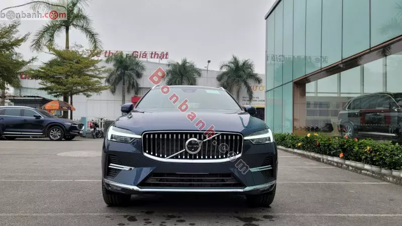 Đầu xe Volvo XC60 2024