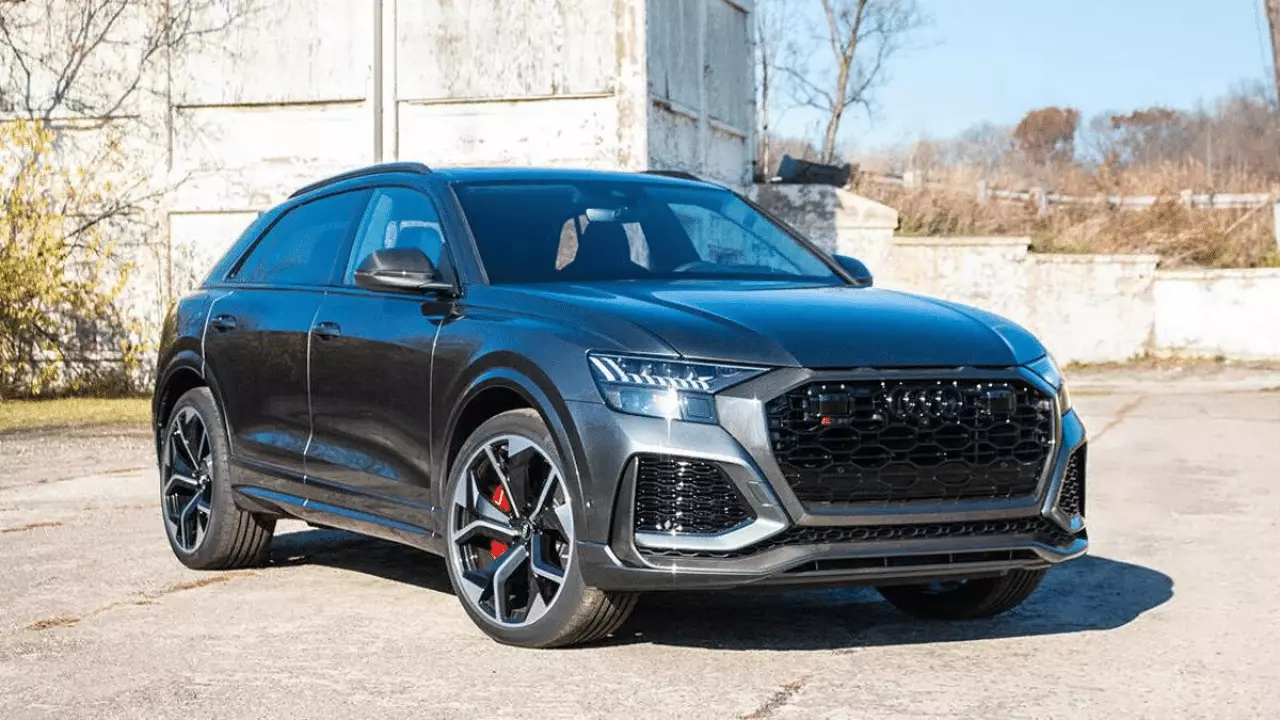 Audi Q8