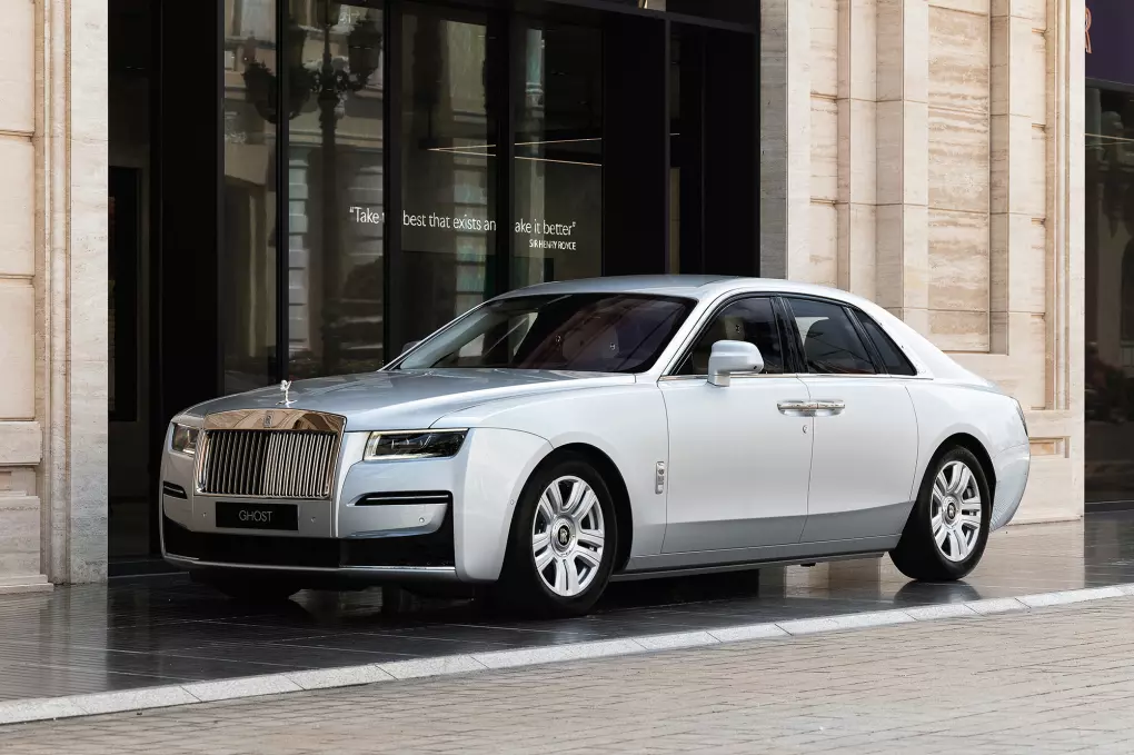 Giá xe Rolls Royce Ghost