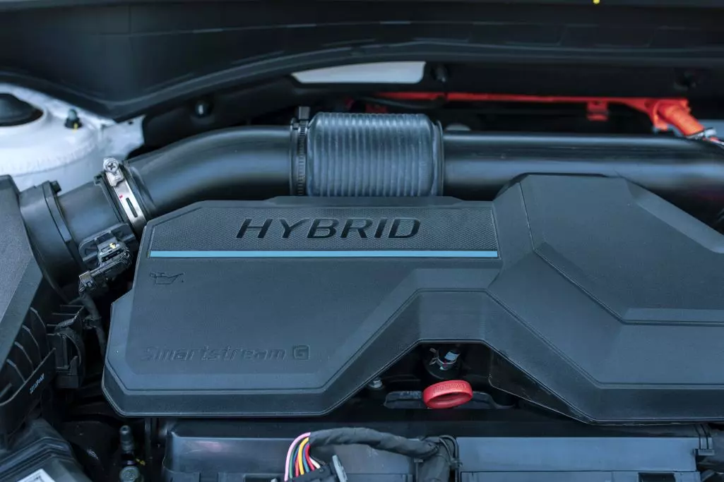 Hyundai Santafe Hybrid