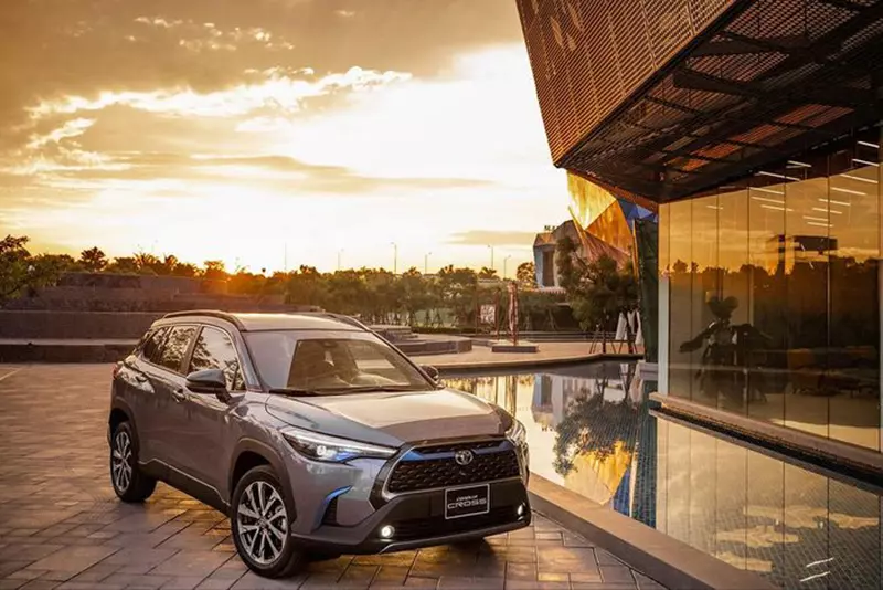 Toyota Corolla Cross 2023 nâng cấp không quá nhiều ở Việt Nam nhưng vẫn mang đến sự tiện ích cho người dùng.