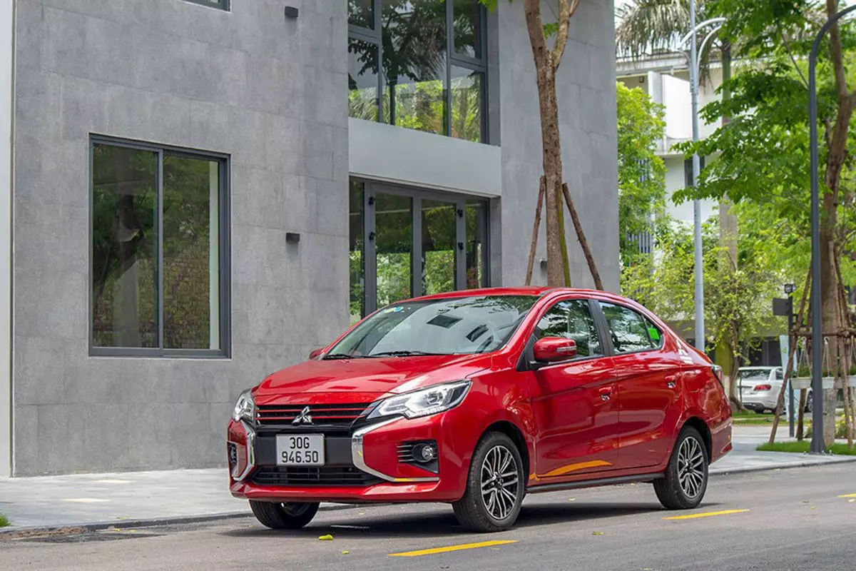 Mitsubishi Attrage giá bán thấp