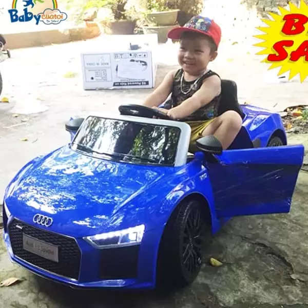 Xe ô tô điện trẻ em Audi R8 | Màu xanh