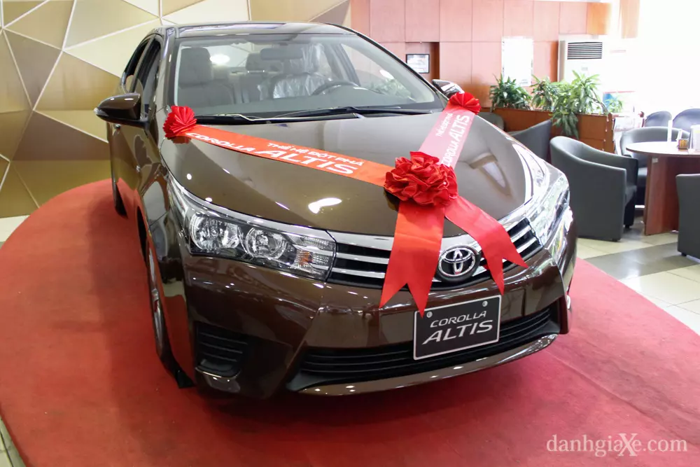 Động cơ Toyota Altis 2014