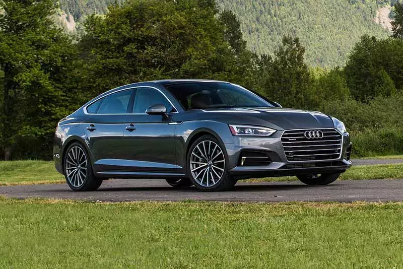 Xe Audi A5 phiên bản mới có động cơ 4 xy-lanh và động cơ V6 TDI