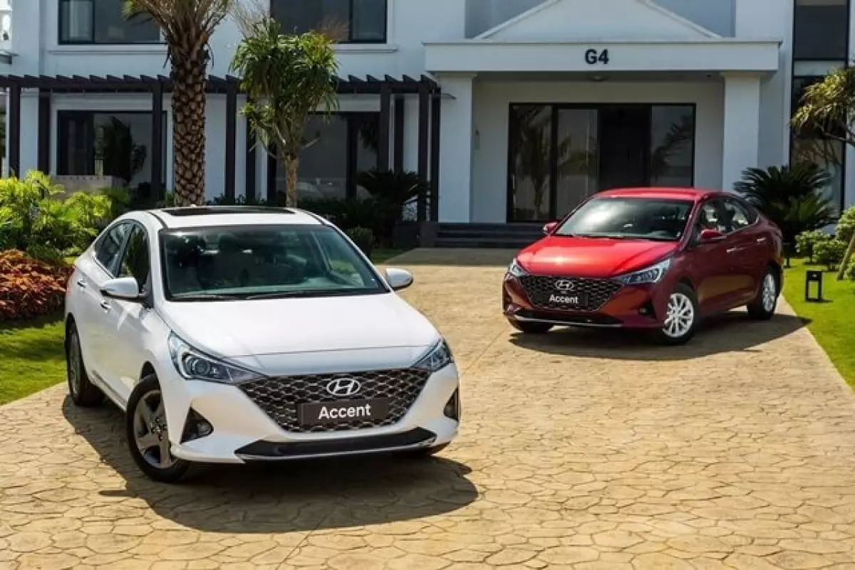 Hyundai-Accent-2022-phan-dau-xe