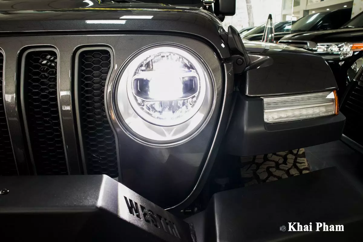 Ngoại thất Jeep Wrangler - Ảnh 2.